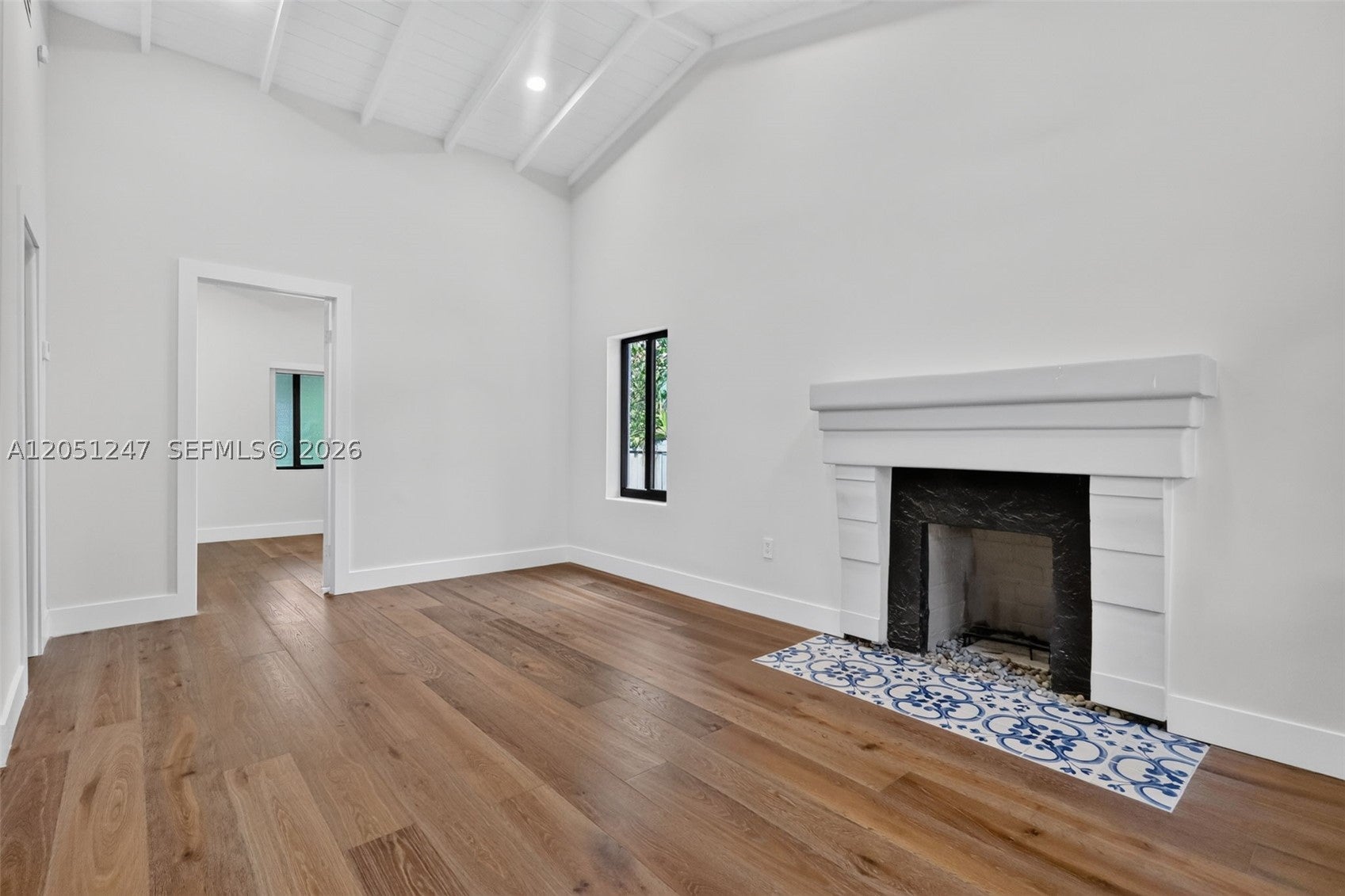 76 NW 97th St