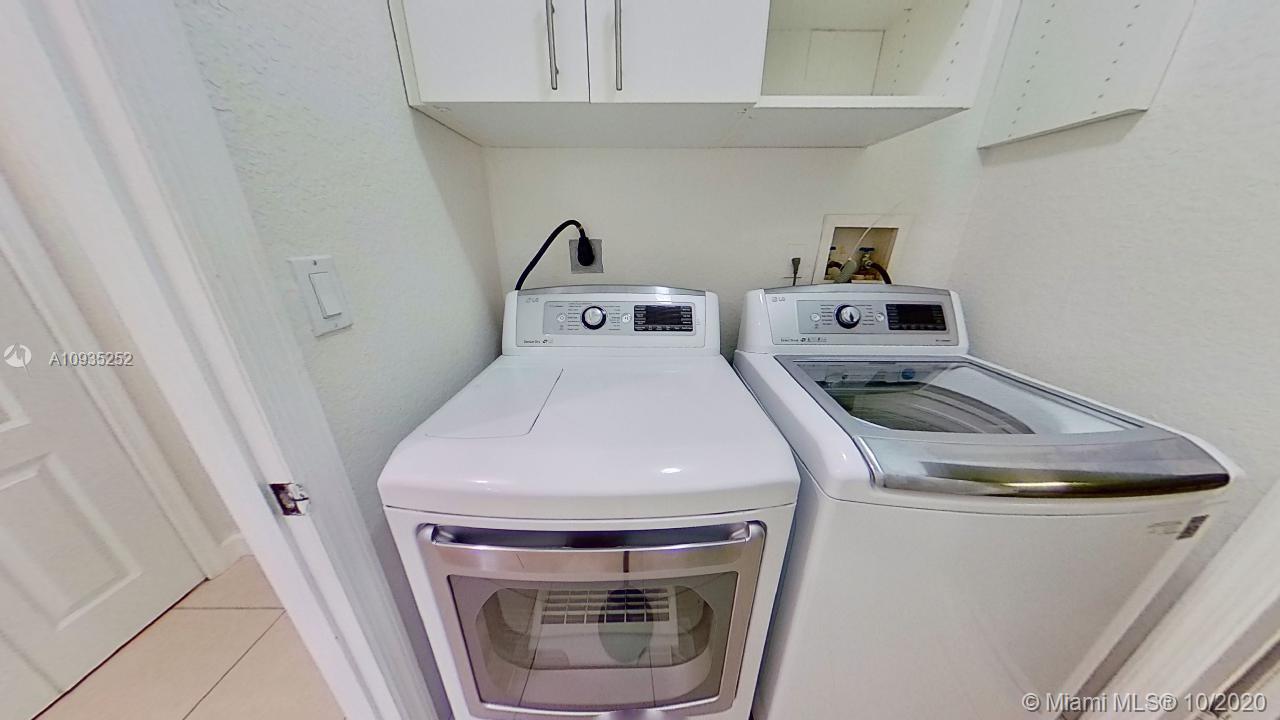 DORAL ISLES NORTH SEC ONE - Residential Lease