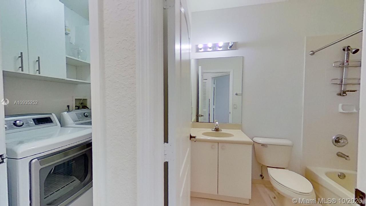 DORAL ISLES NORTH SEC ONE - Residential Lease