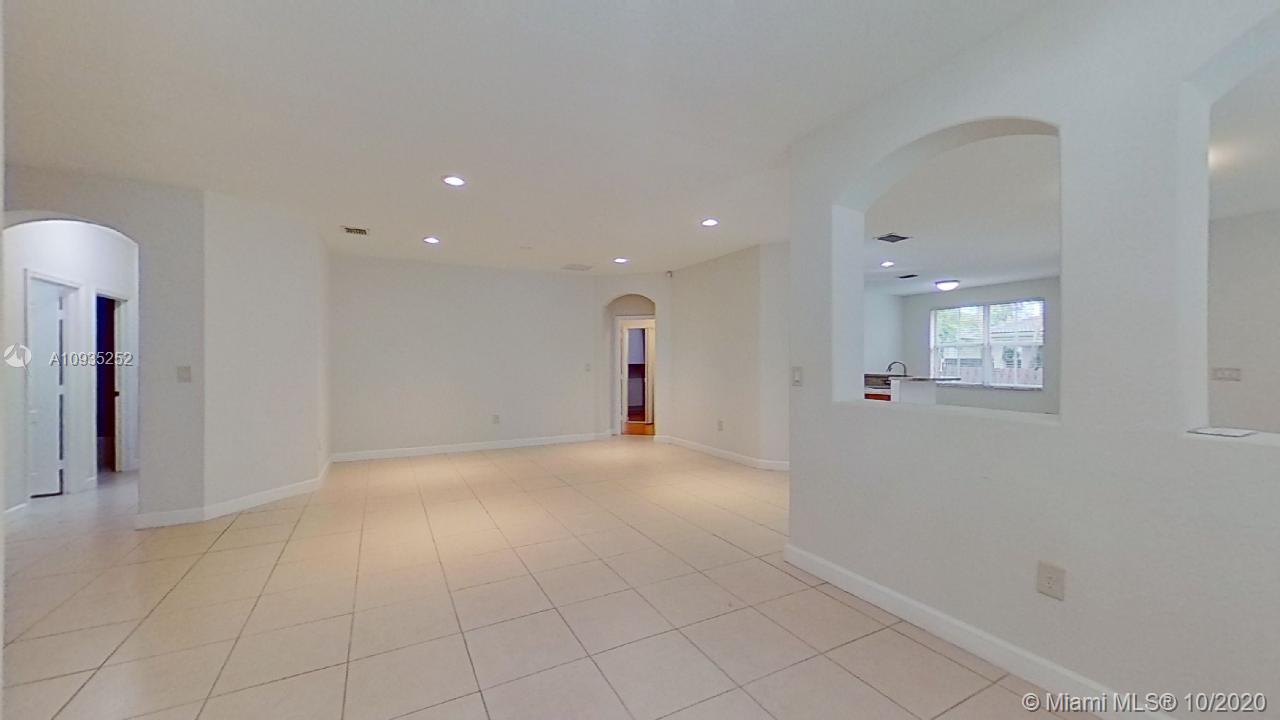 DORAL ISLES NORTH SEC ONE - Residential Lease