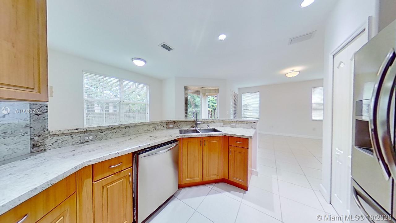 DORAL ISLES NORTH SEC ONE - Residential Lease