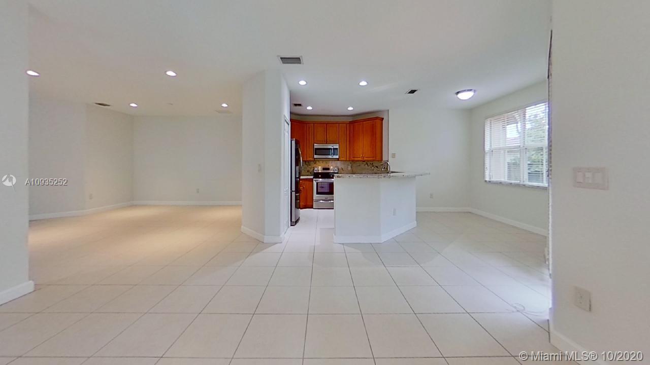 DORAL ISLES NORTH SEC ONE - Residential Lease