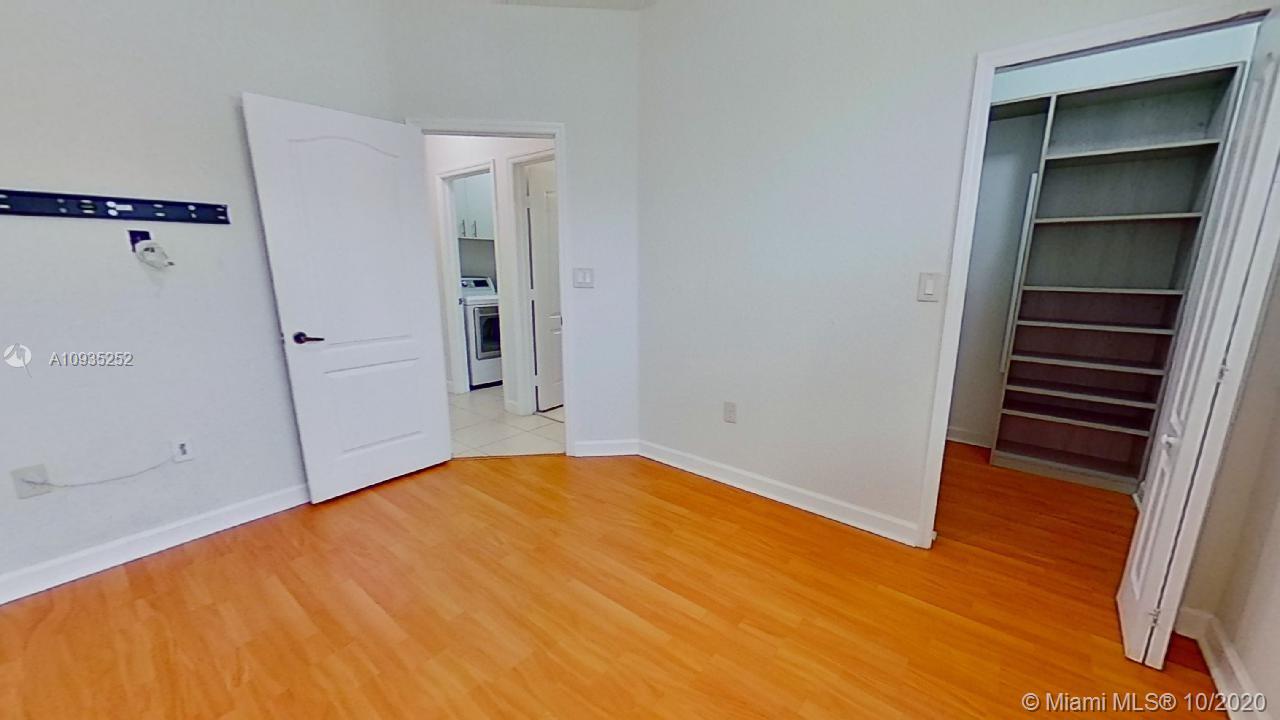 DORAL ISLES NORTH SEC ONE - Residential Lease