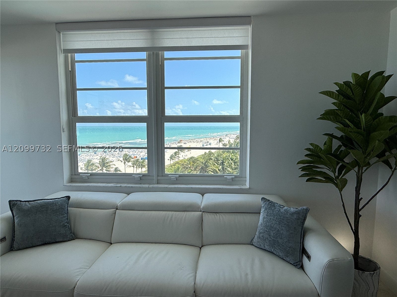 View photos, virtual tours, details... 100 Lincoln Rd 848