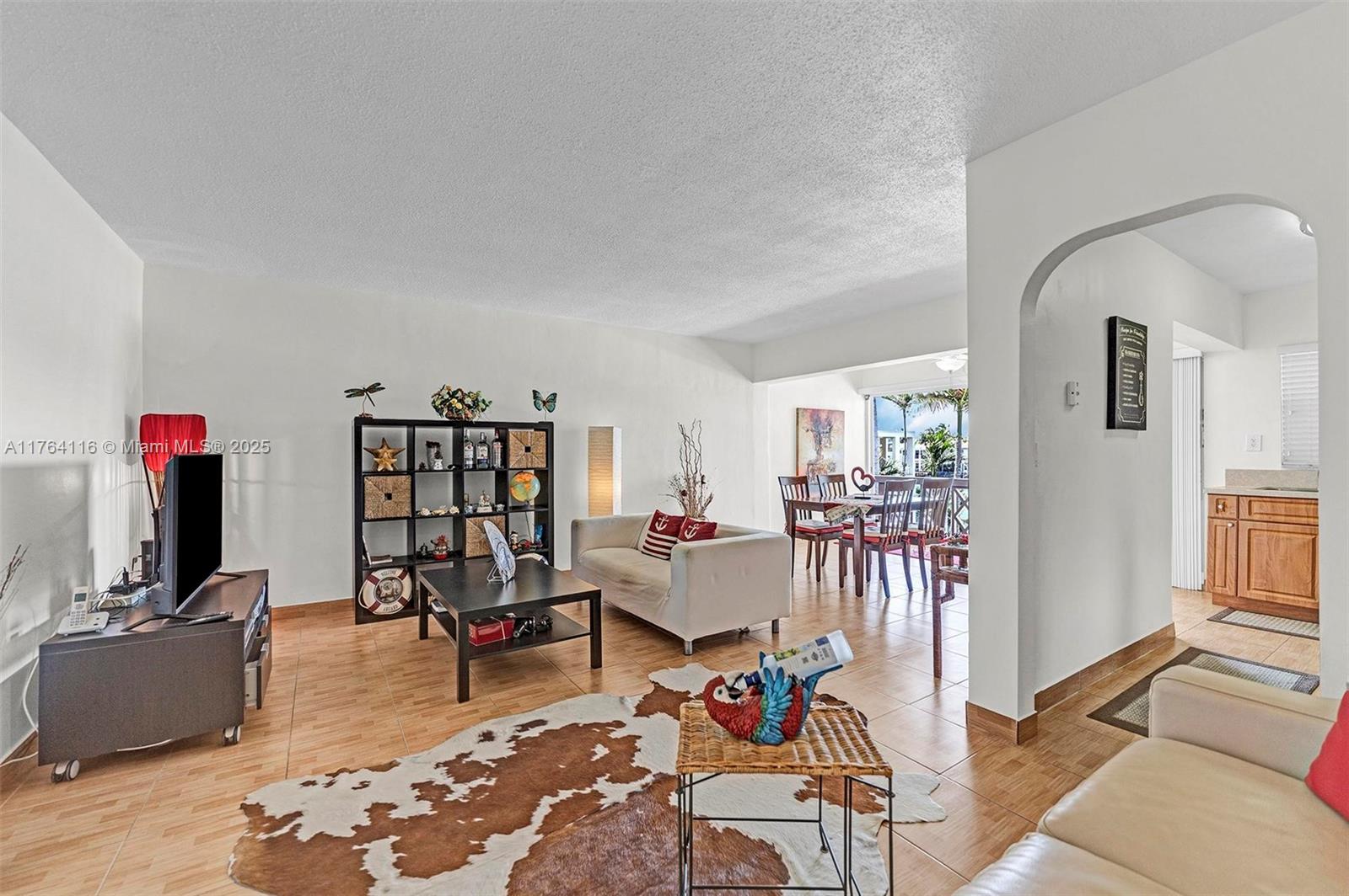TWELVE PILLARS CO-OP - Residential