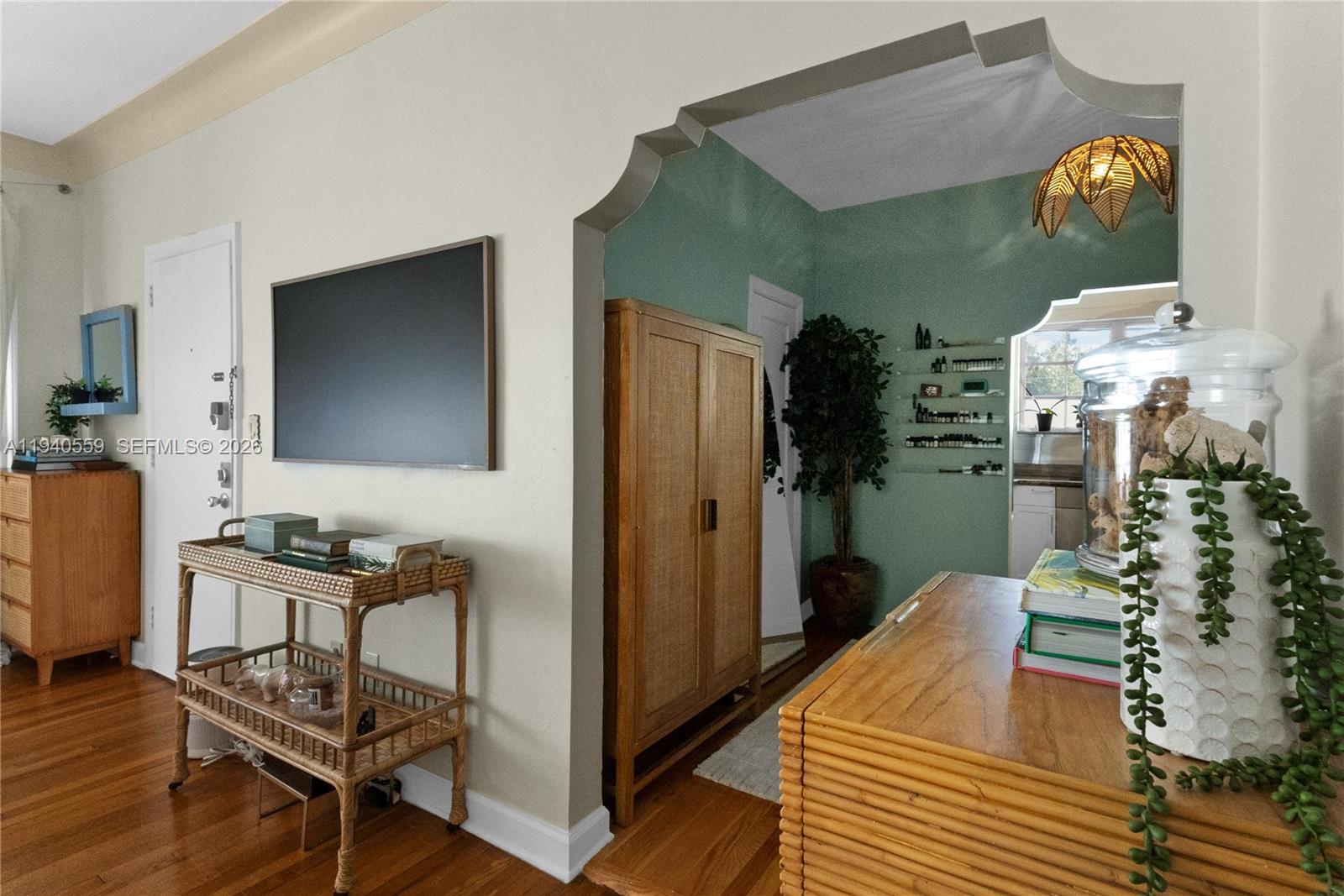 DECOLUX CONDO - Residential