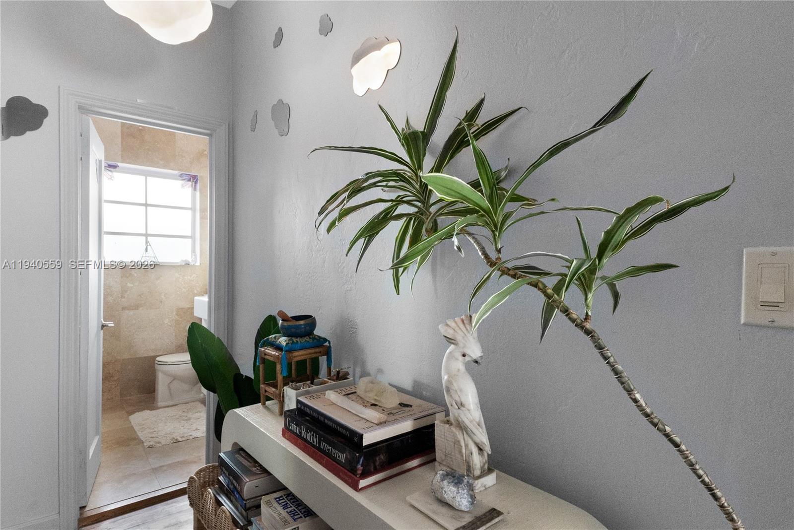 DECOLUX CONDO - Residential