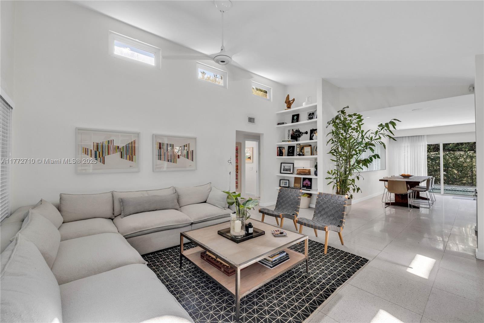 420 NE 87 St