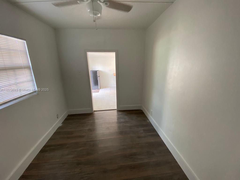 1937 Taylor St 3, Hollywood, Broward County, Florida - 1 Bedrooms  
1 Bathrooms - 