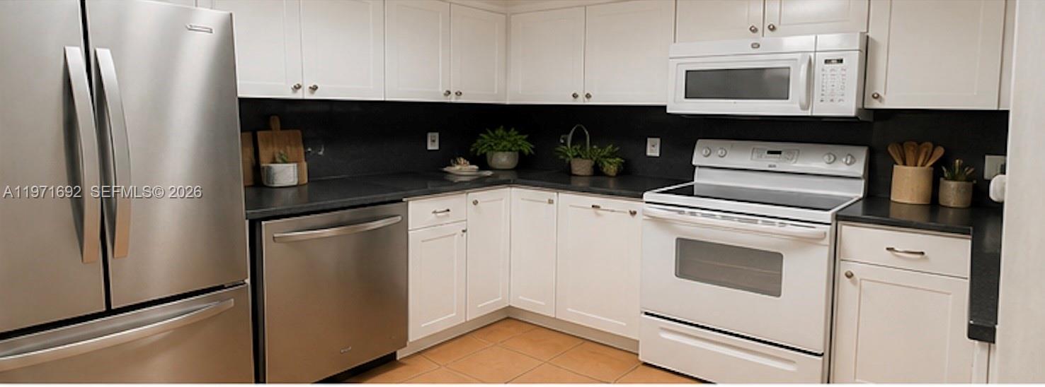 PALM CREST VILLAS CONDO - Residential