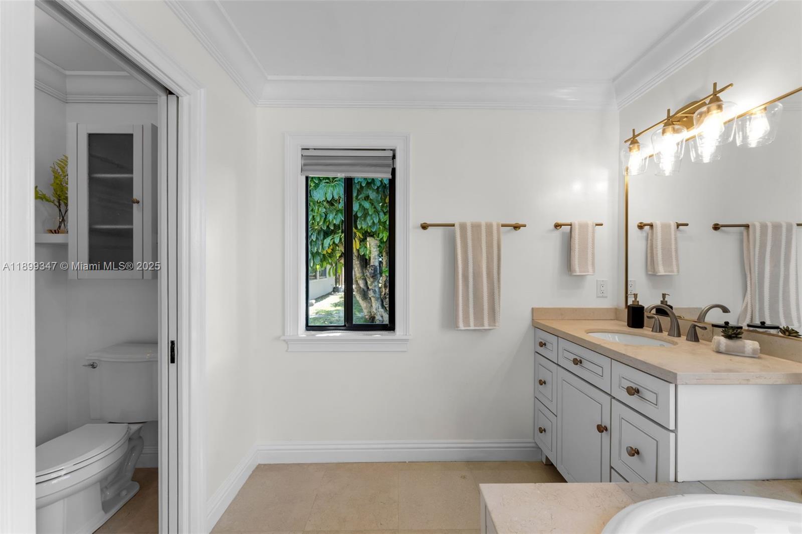 MIAMI LAKES SEC 3 - Residential