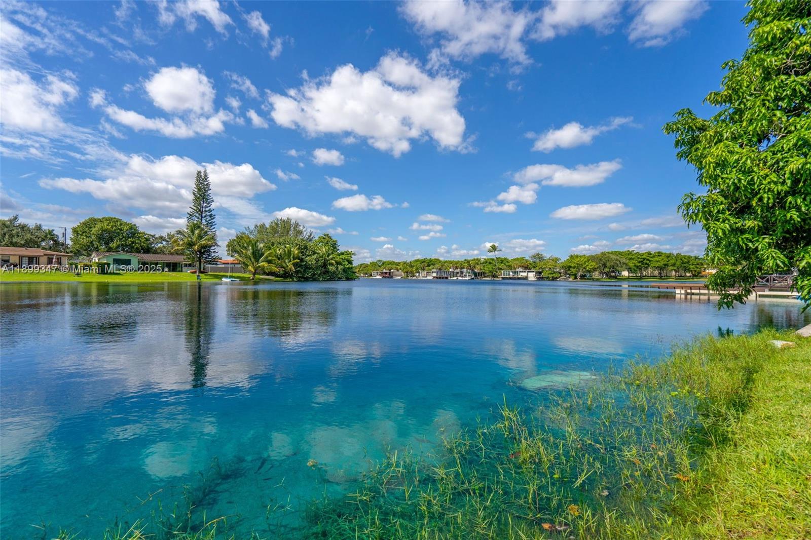 MIAMI LAKES SEC 3 - Residential