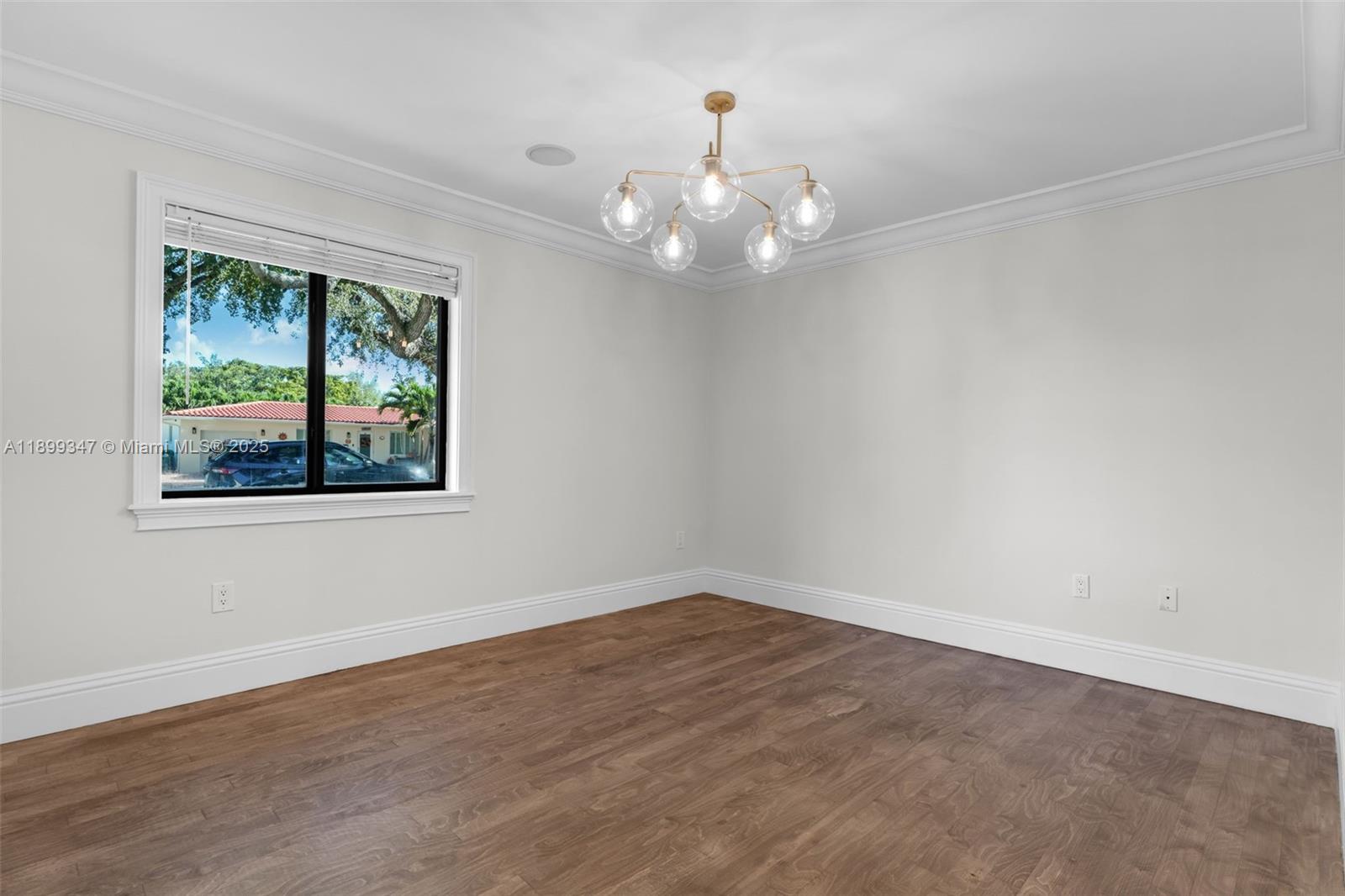 MIAMI LAKES SEC 3 - Residential