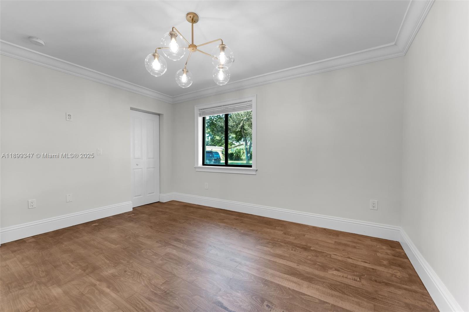 MIAMI LAKES SEC 3 - Residential