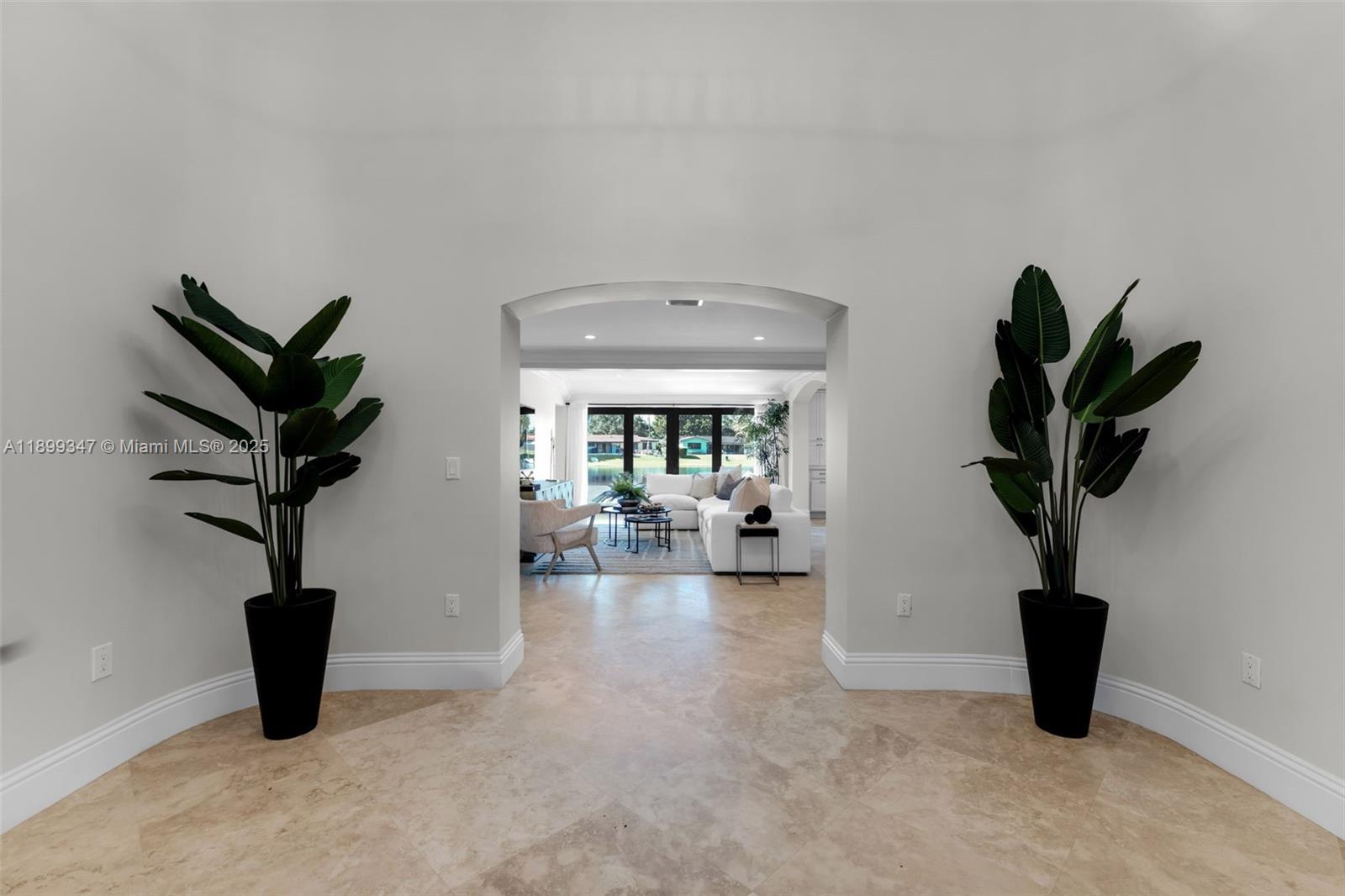 MIAMI LAKES SEC 3 - Residential