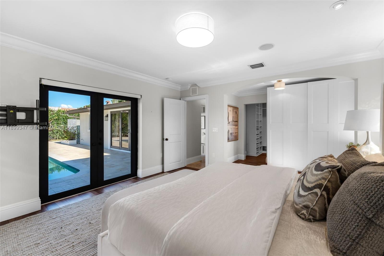 MIAMI LAKES SEC 3 - Residential