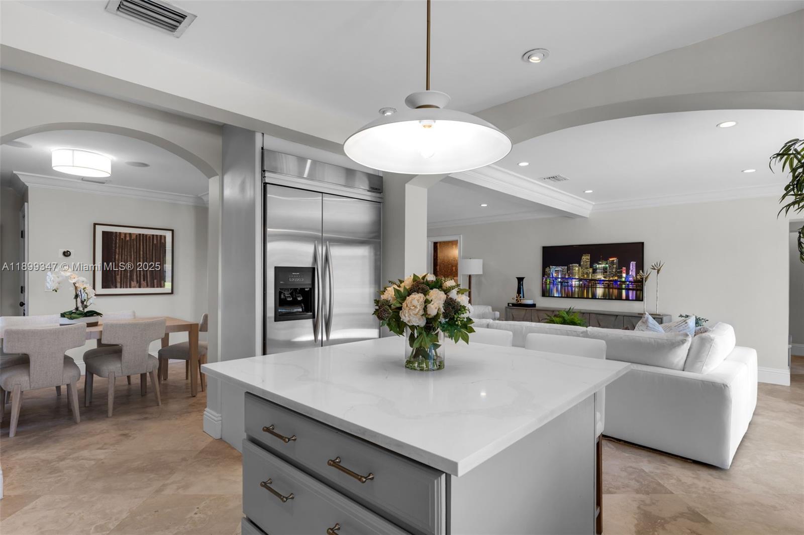 MIAMI LAKES SEC 3 - Residential