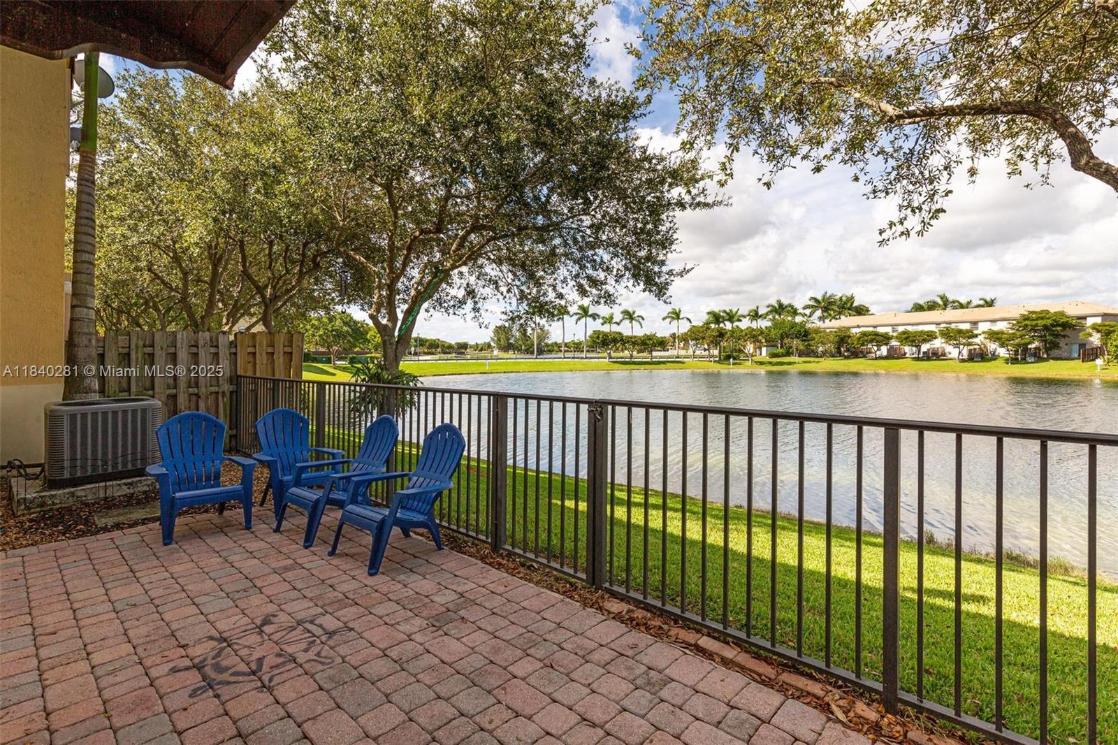 THE SHORES CONDO NO 1 - Residential