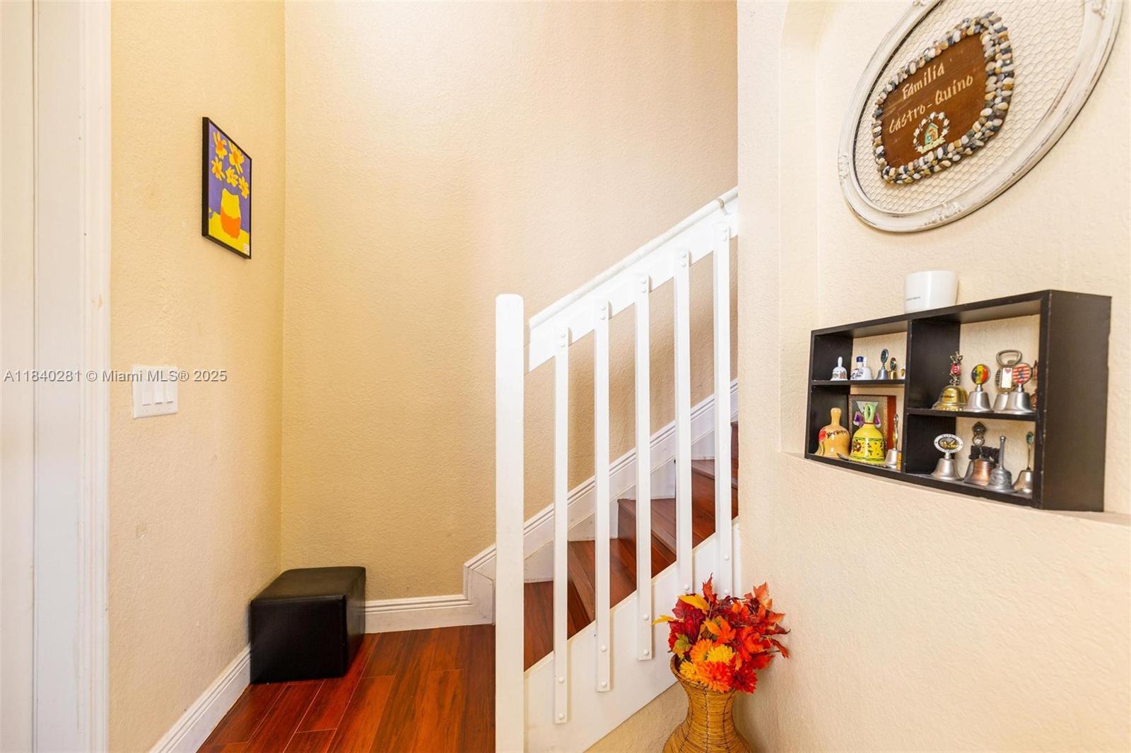 THE SHORES CONDO NO 1 - Residential