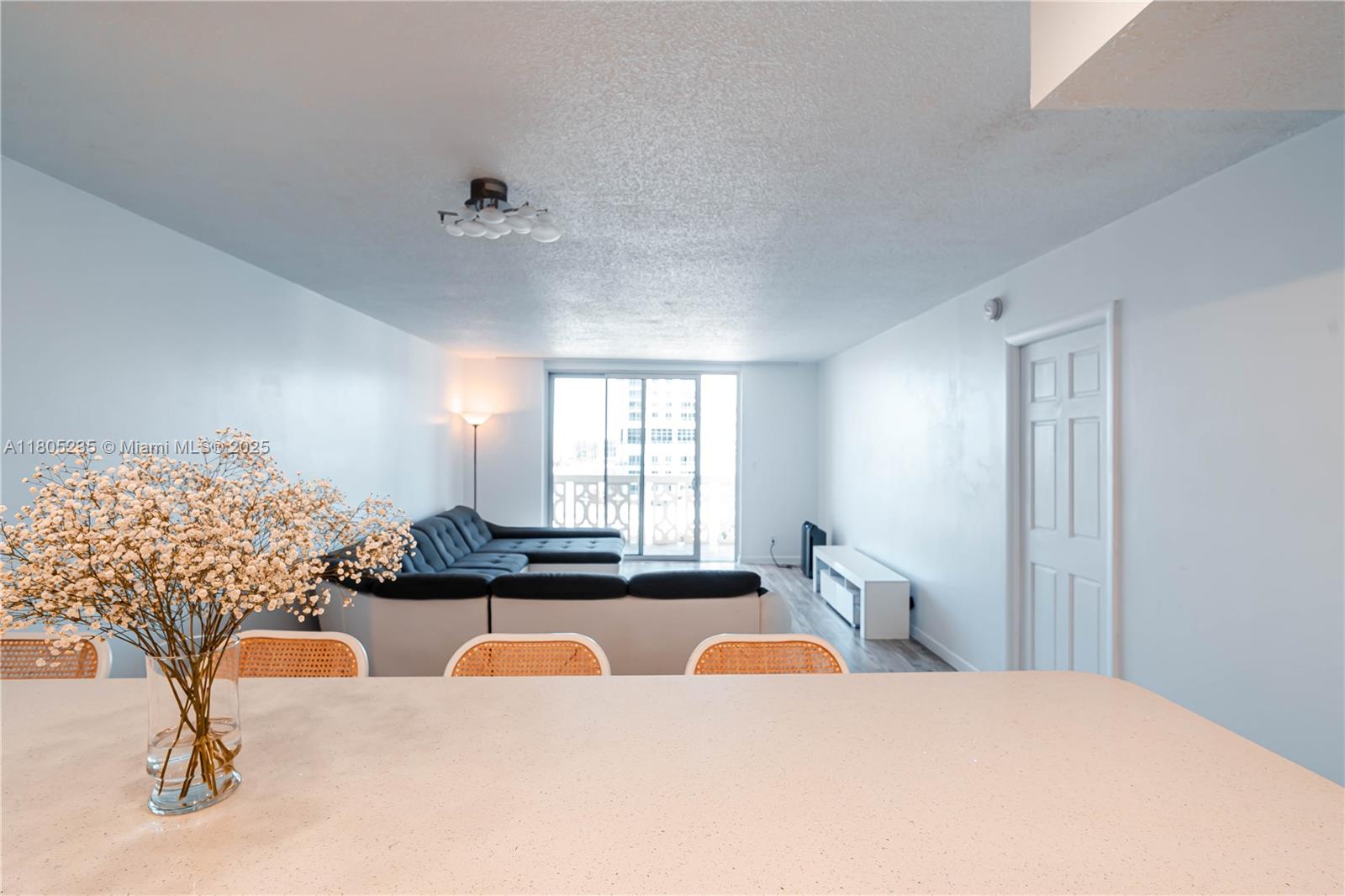 IMPERIAL TOWERS CONDO - Residential
