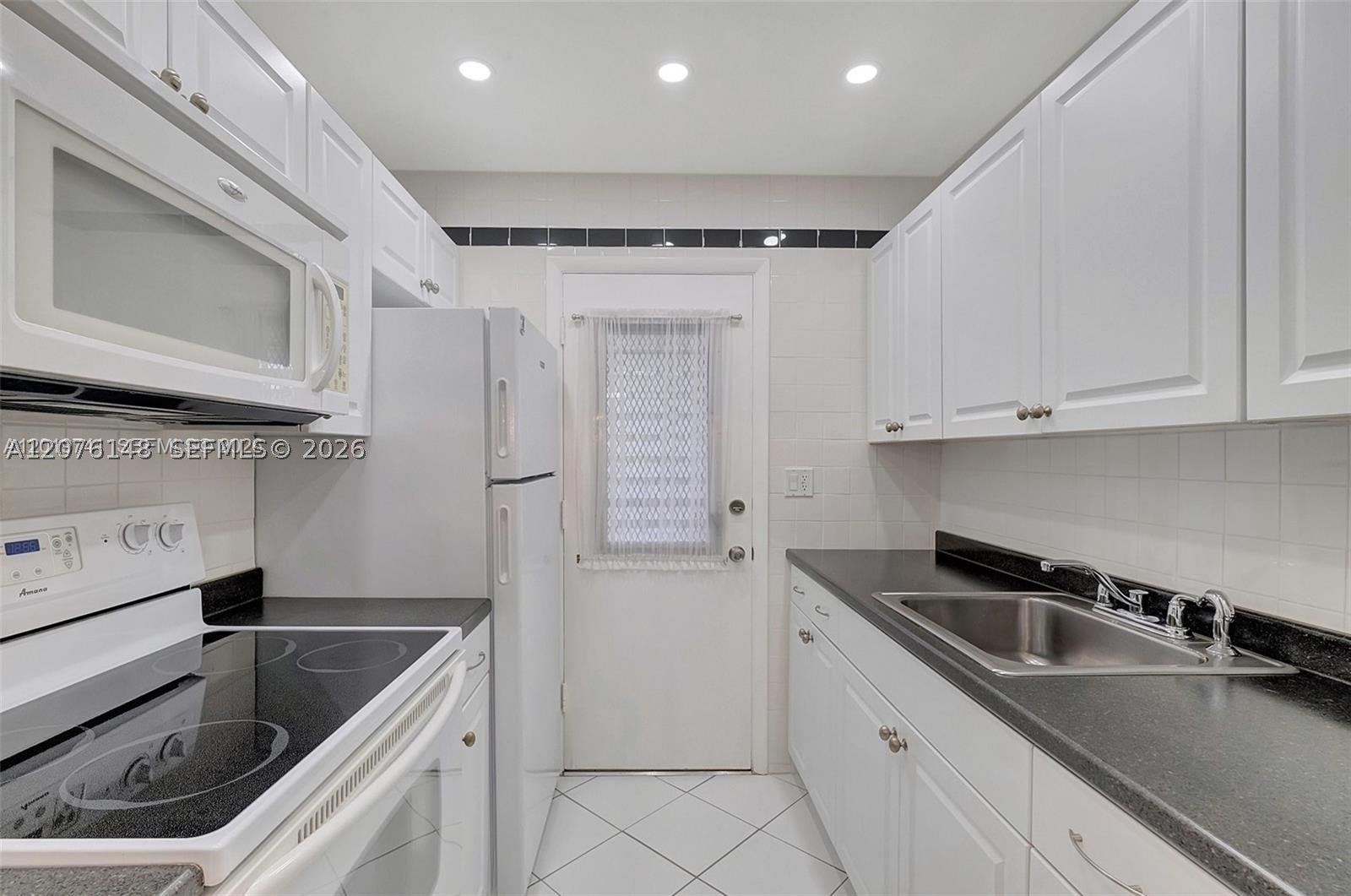 17001 NE 13th ave 306
