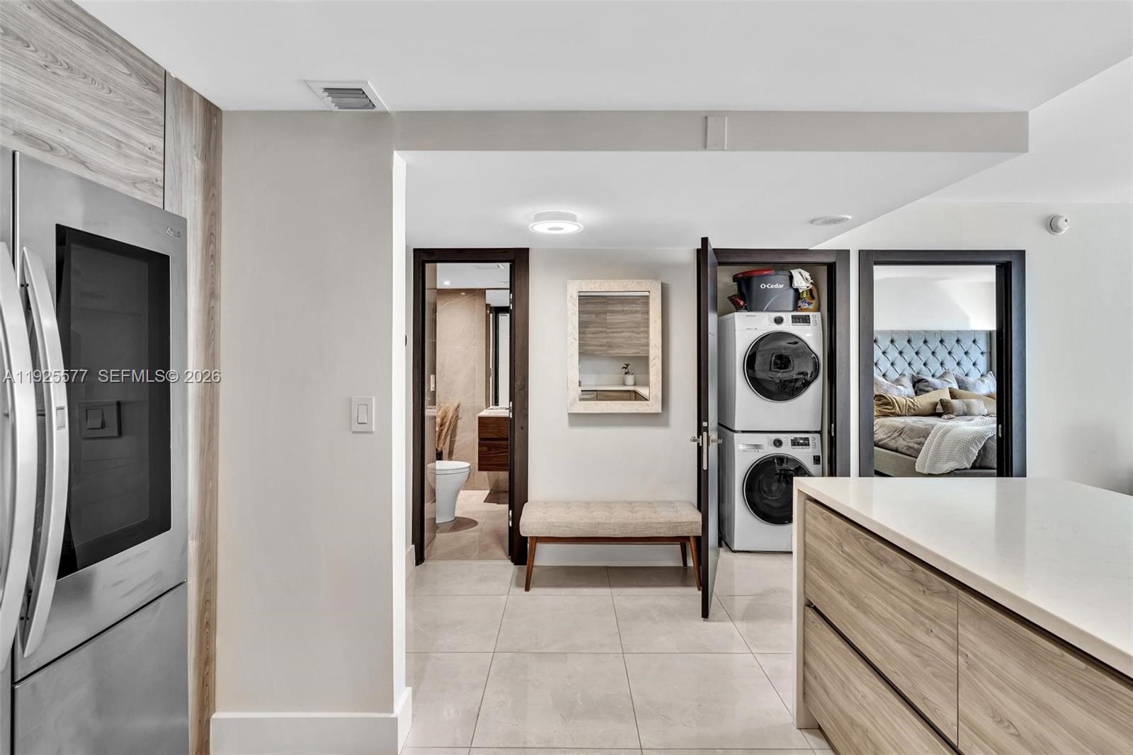 BRICKELL PLACE CONDO - Residential
