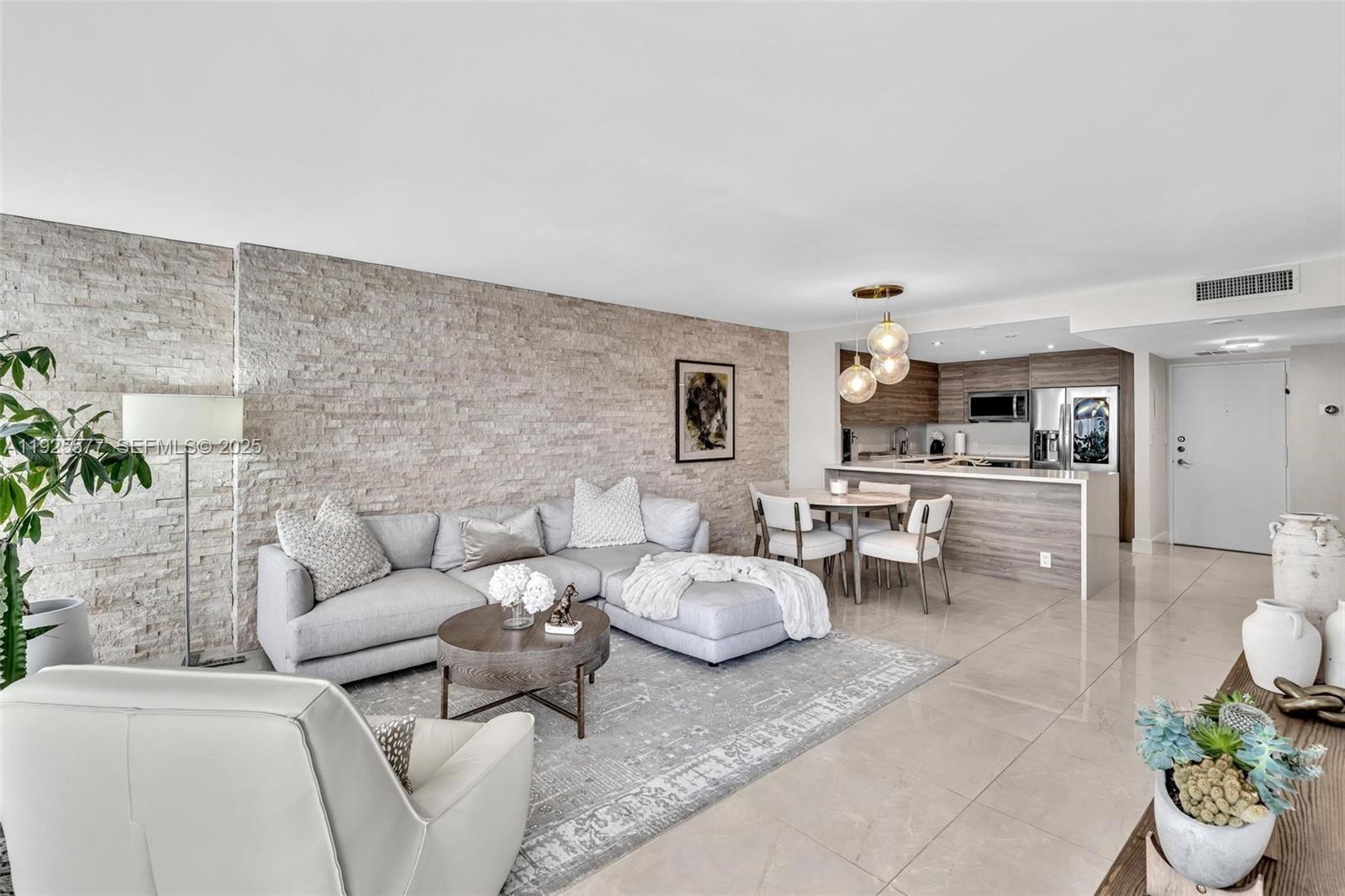 BRICKELL PLACE CONDO - Residential