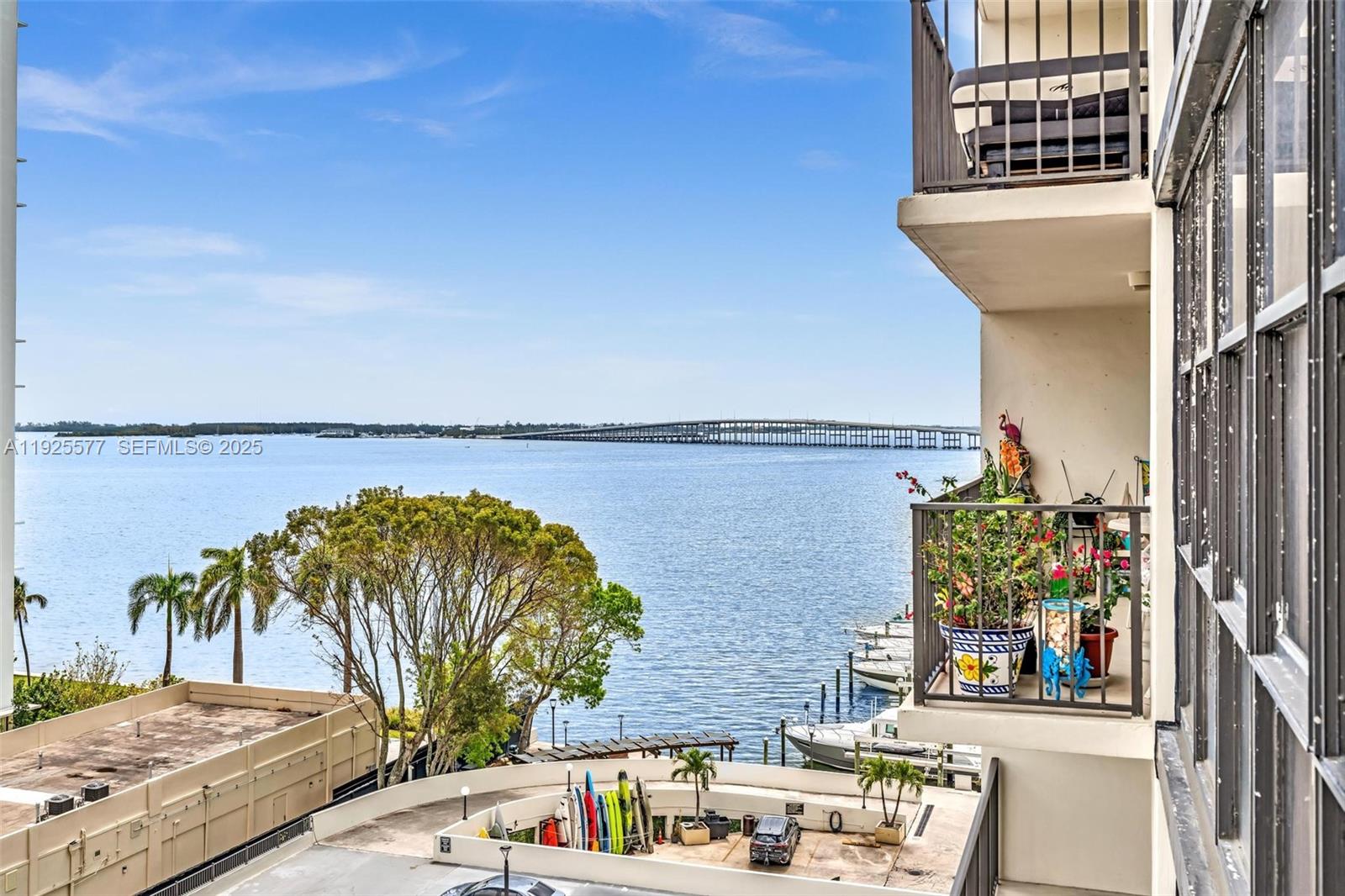 BRICKELL PLACE CONDO - Residential