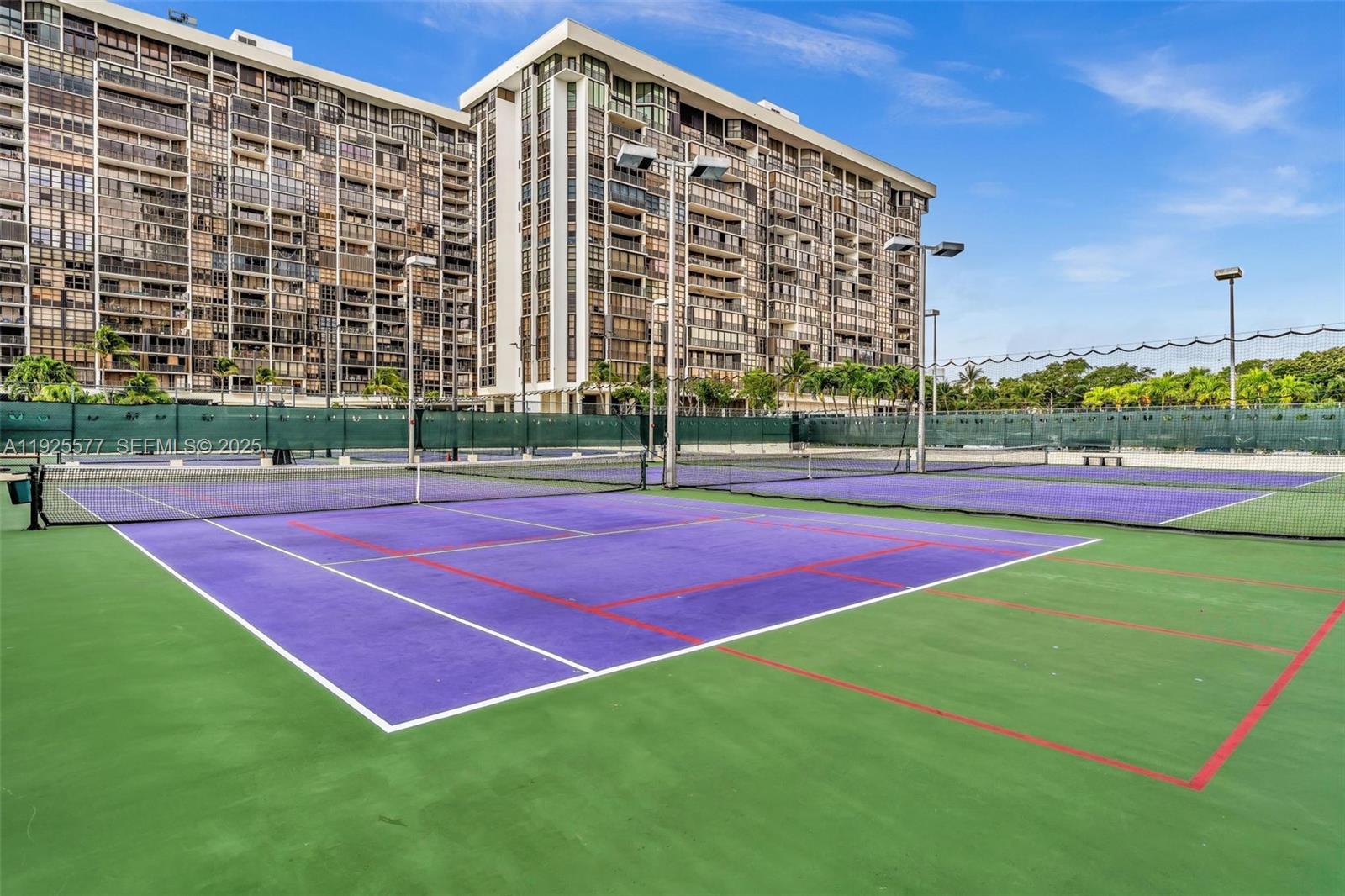 BRICKELL PLACE CONDO - Residential