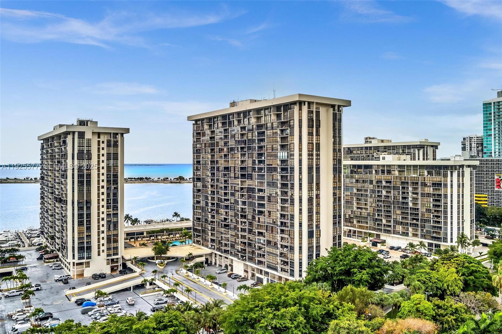 BRICKELL PLACE CONDO - Residential