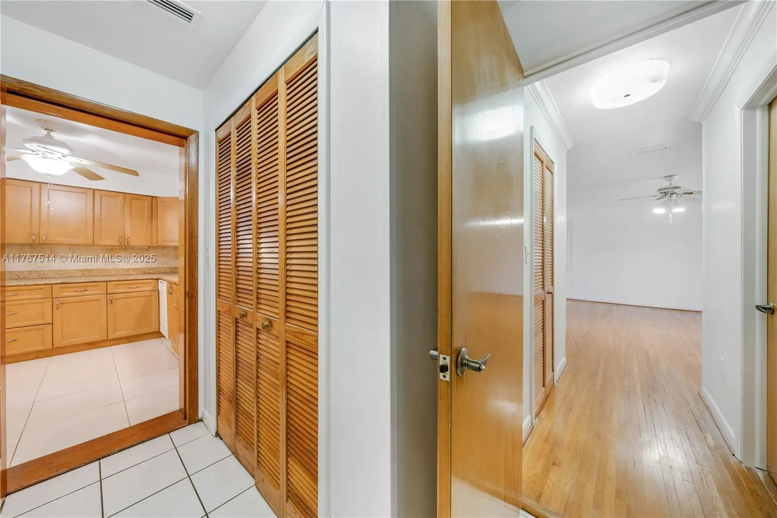 South Miami, Florida 33143, United States, 4 Bedrooms Bedrooms, ,3 BathroomsBathrooms,Residential,Active,93609