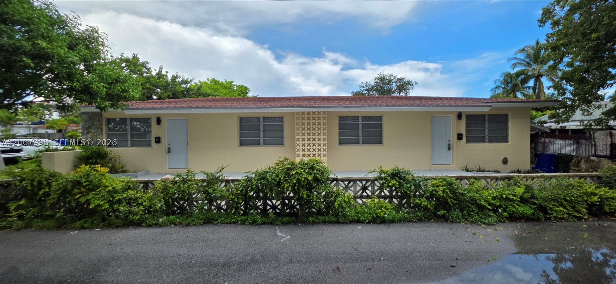 21 NW 32nd Ct