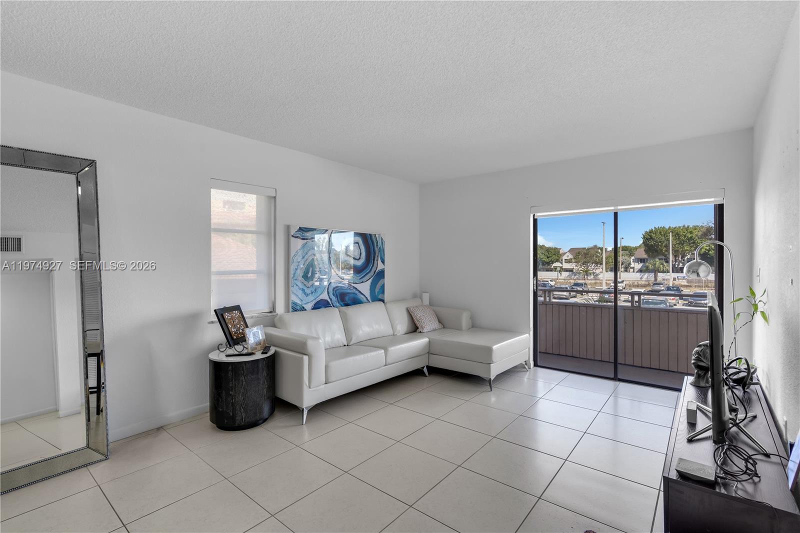 LAKEVIEW GARDENS AT MIAMI - Residential