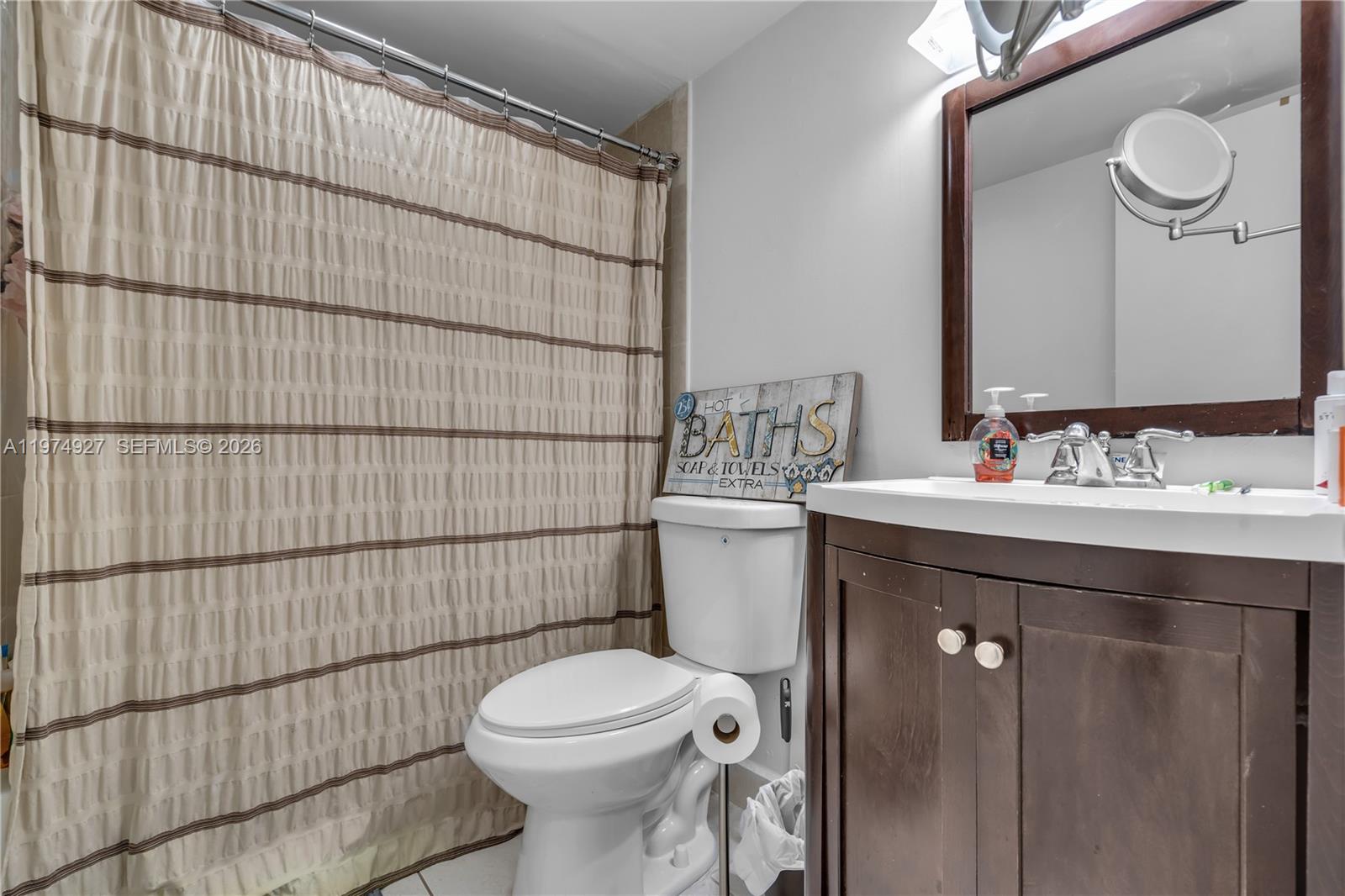 LAKEVIEW GARDENS AT MIAMI - Residential