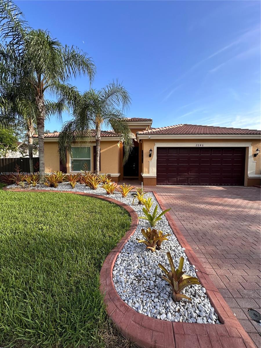 Property for Sale at 2046 Ne 4th Ct, Homestead, Miami-Dade County, Florida - Bedrooms: 4 
Bathrooms: 3  - $589,000