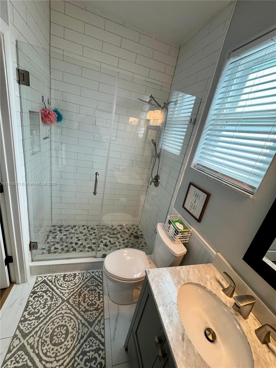 POD 2 AT MONARCH LAKES - Residential