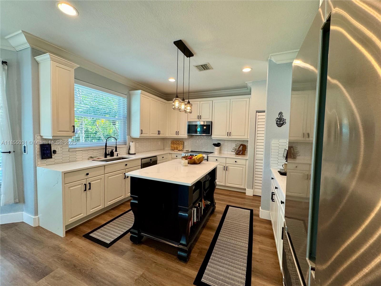 POD 2 AT MONARCH LAKES - Residential