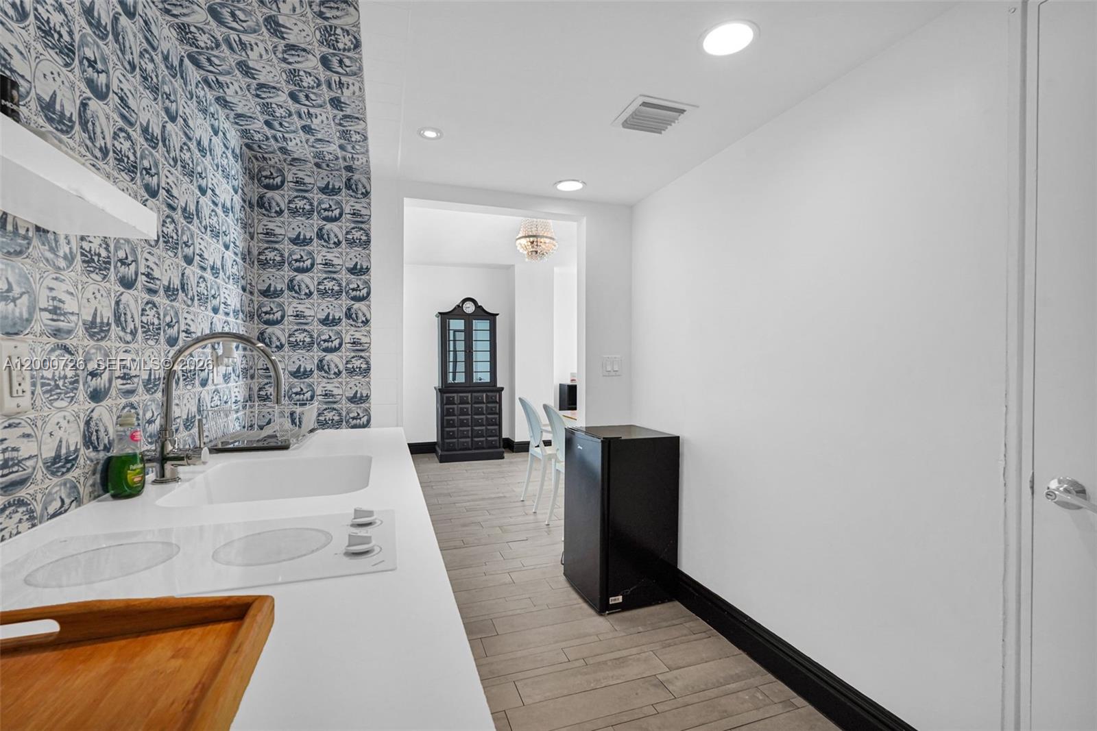 1100 WEST CONDO - Residential