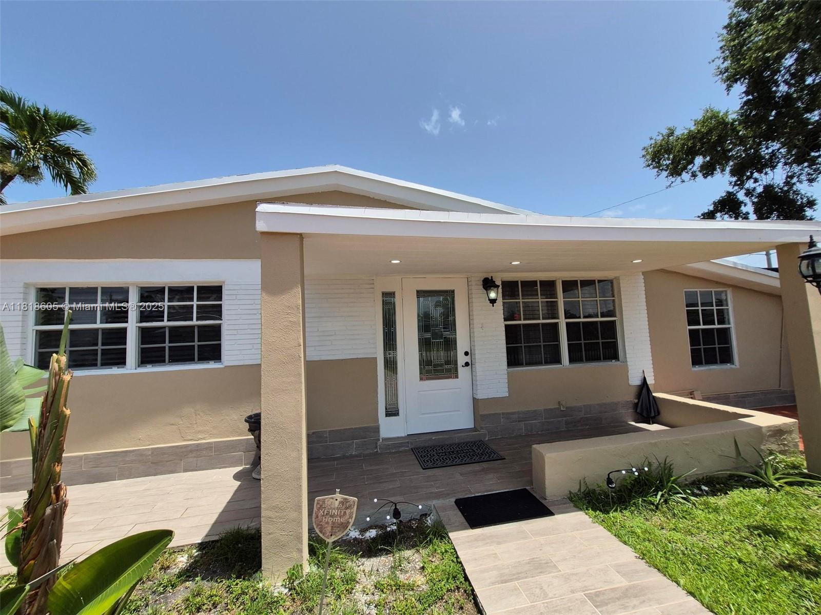 5930 N Farragut Dr