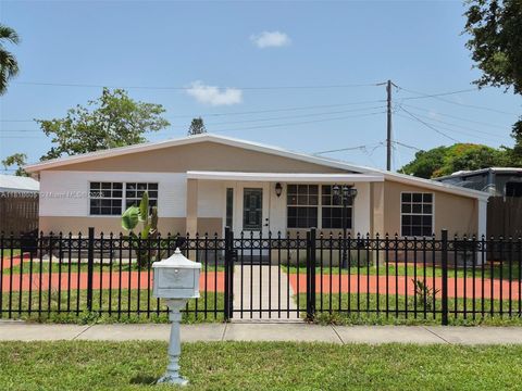 5930 N Farragut Dr Hollywood FL 33021
