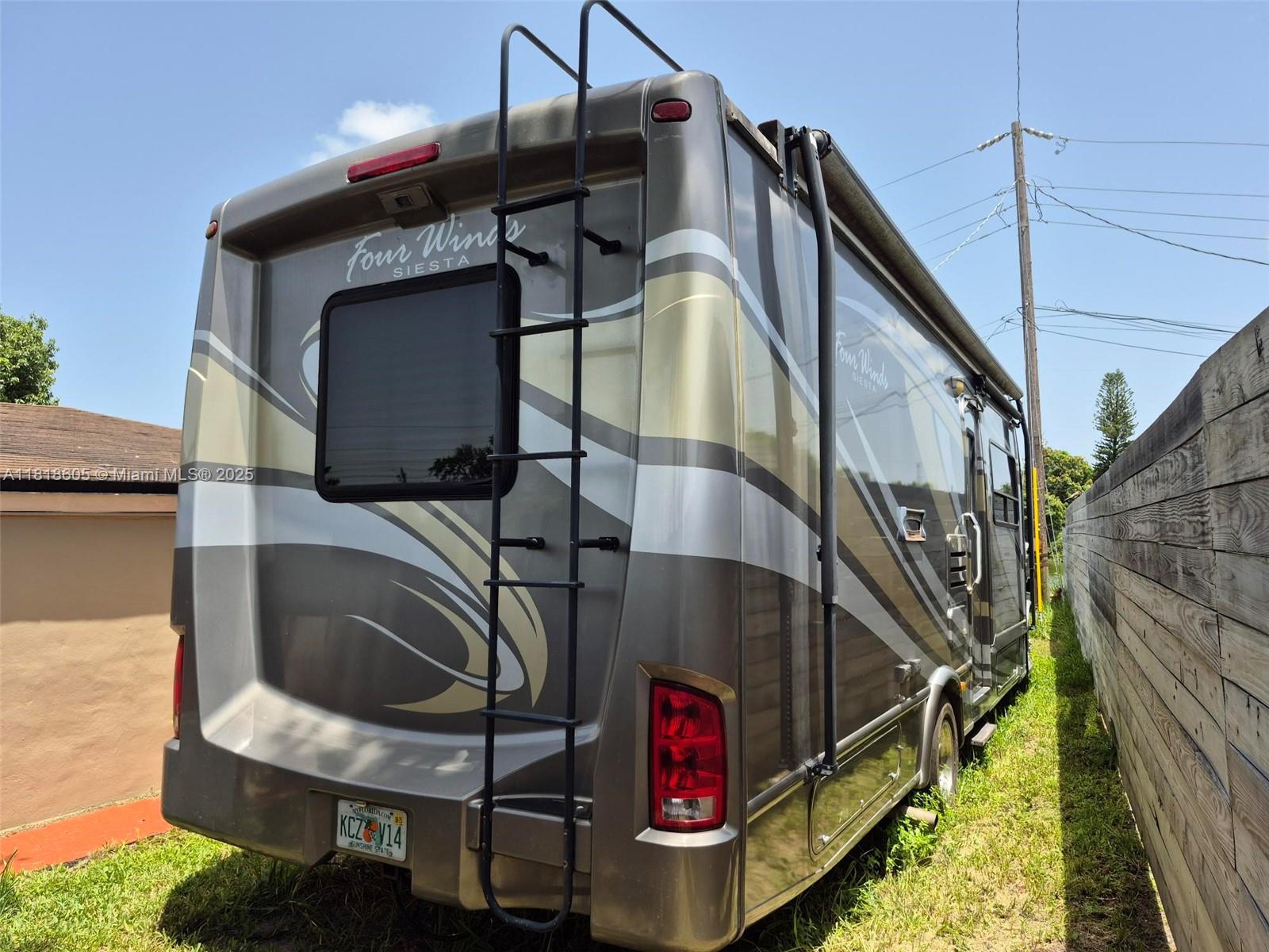 PLAYLAND ESTATES SEC 3 - Residential