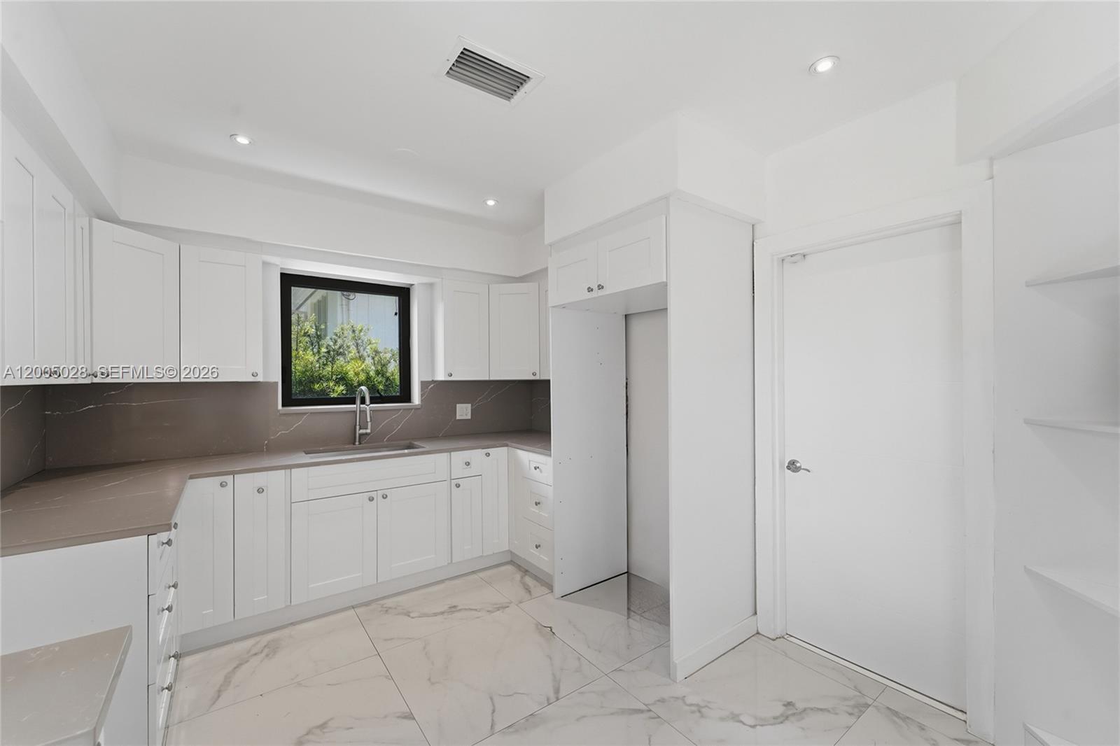 REV PL MIAMI SHORES SEC 8 - Residential