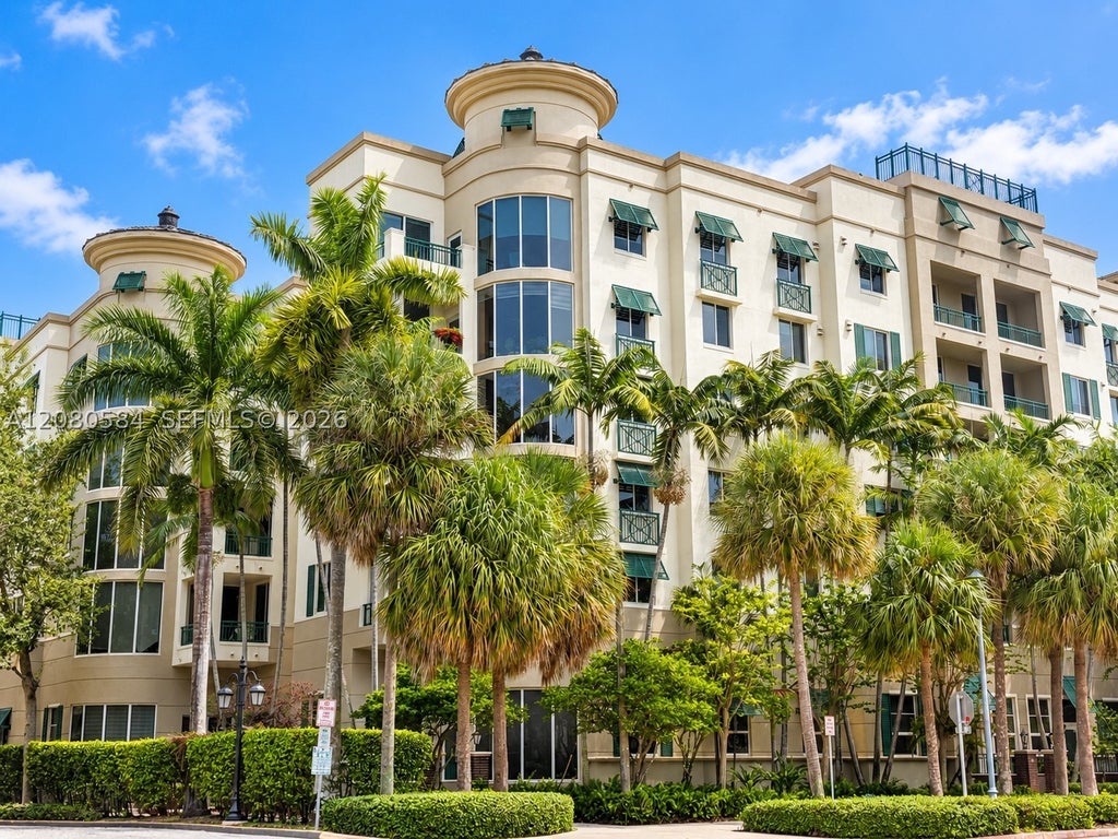 Photo of 510 NW 84th Ave #117, Plantation, FL 33324 (MLS # A12080584)