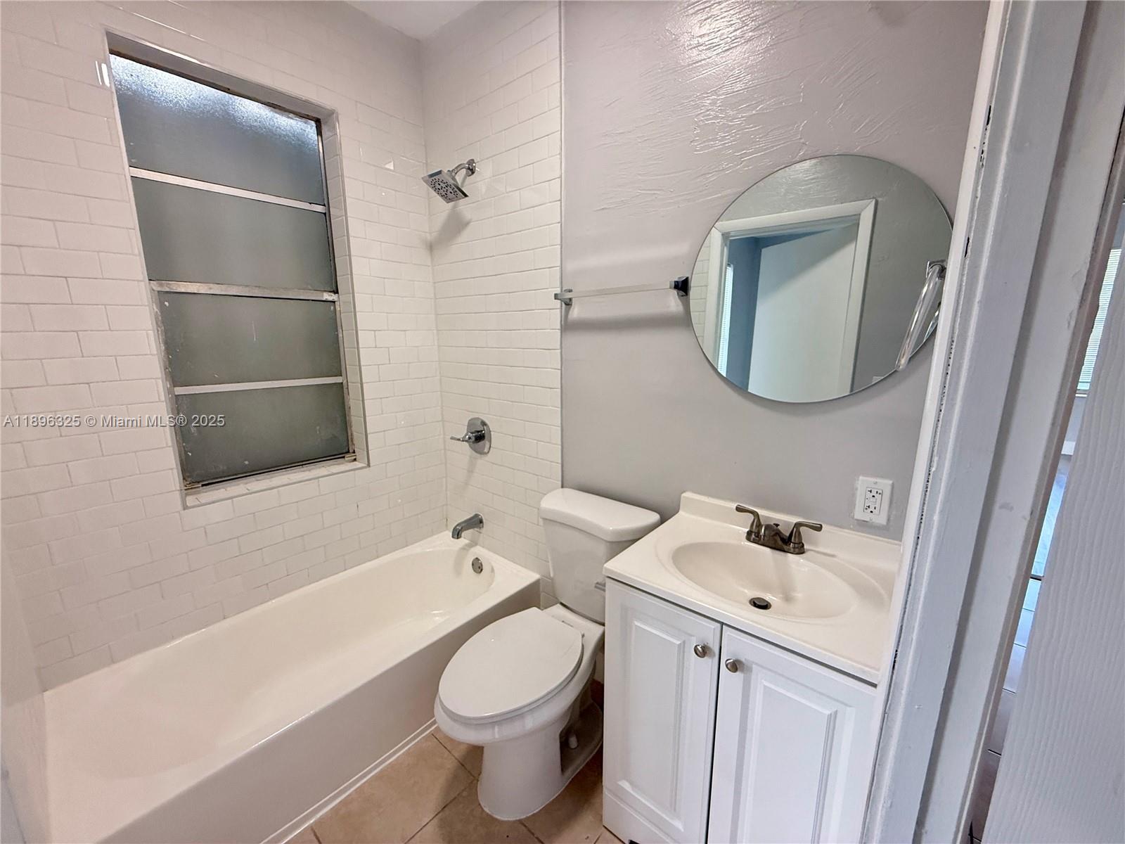 LAWRENCE ESTATE EAST ADDN - Residential Lease