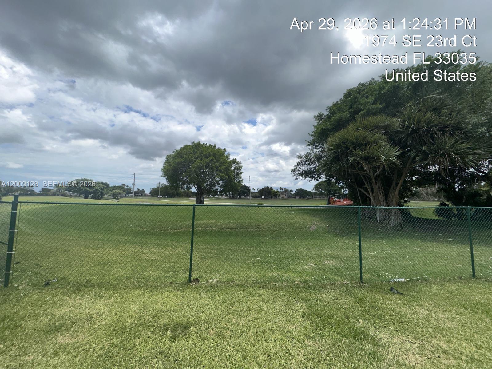 PALM ISLE ESTATES - Residential