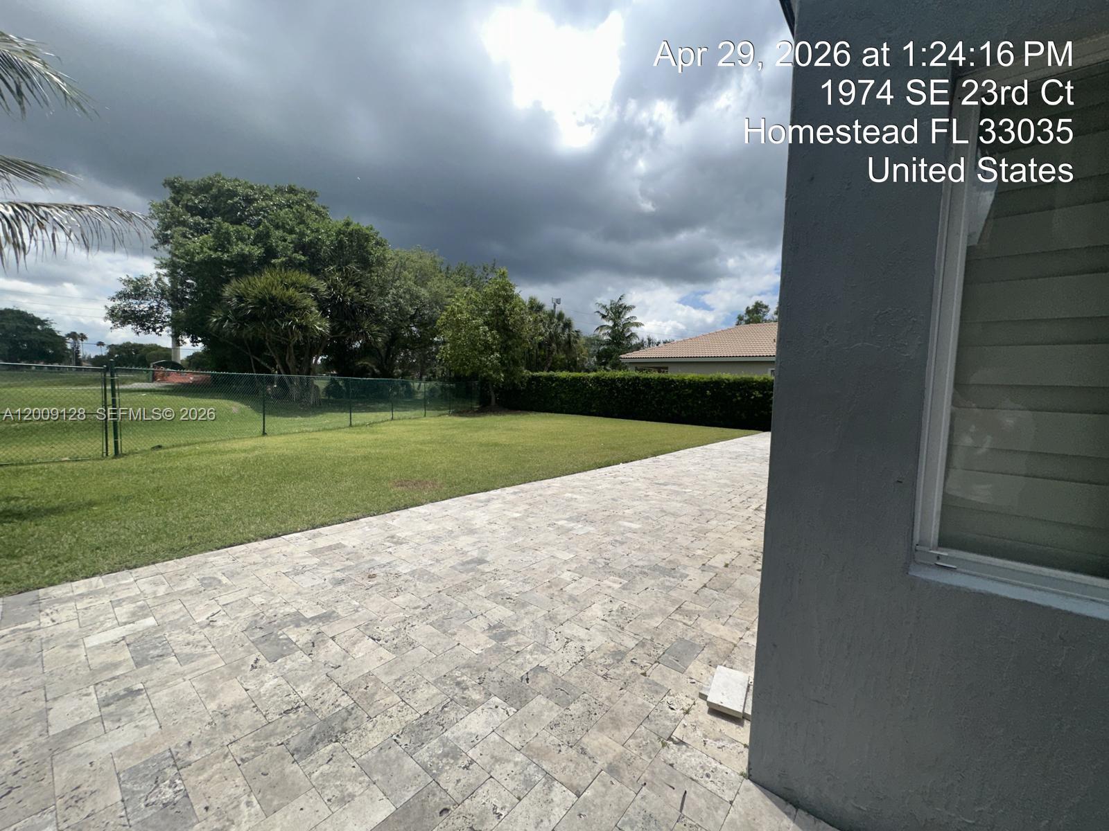 PALM ISLE ESTATES - Residential