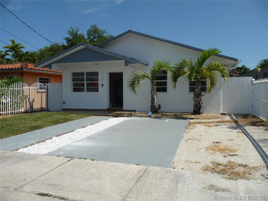 Great neighborhood and centrally located!!!  This house comes with a 3/2, brand new Stanley Steel appliances, freshly painted (inside and out), with friendly layout and potential for additional income.   The back terrace is covered and ideal for entertaining, backyard offers fruit trees and plenty of room for a pool.  Security bars in the back and sides of the property.  Easy access to main roads, Xways and main stores.  Do not miss this opportunity