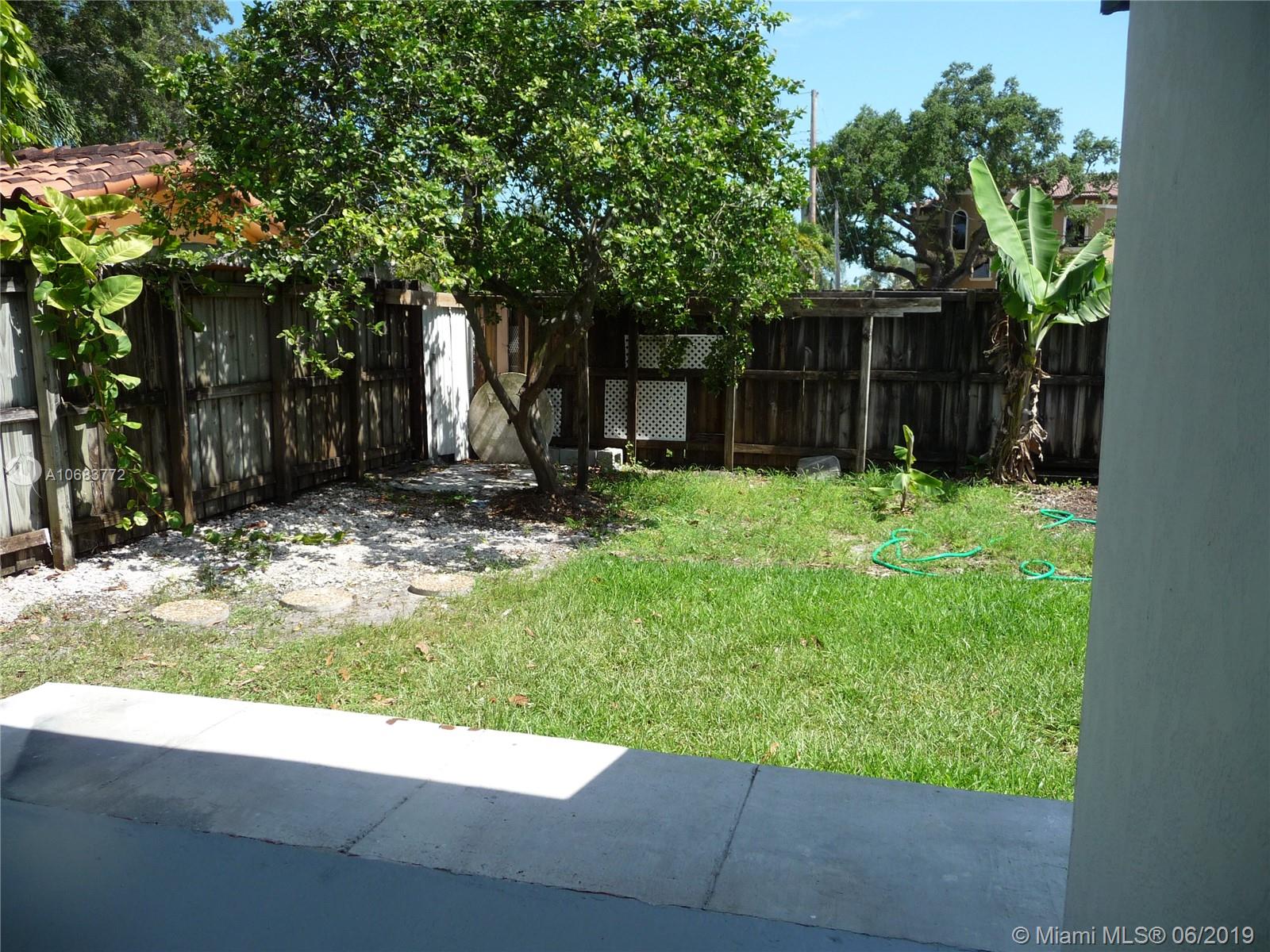 TAMIAMI CITY - Residential