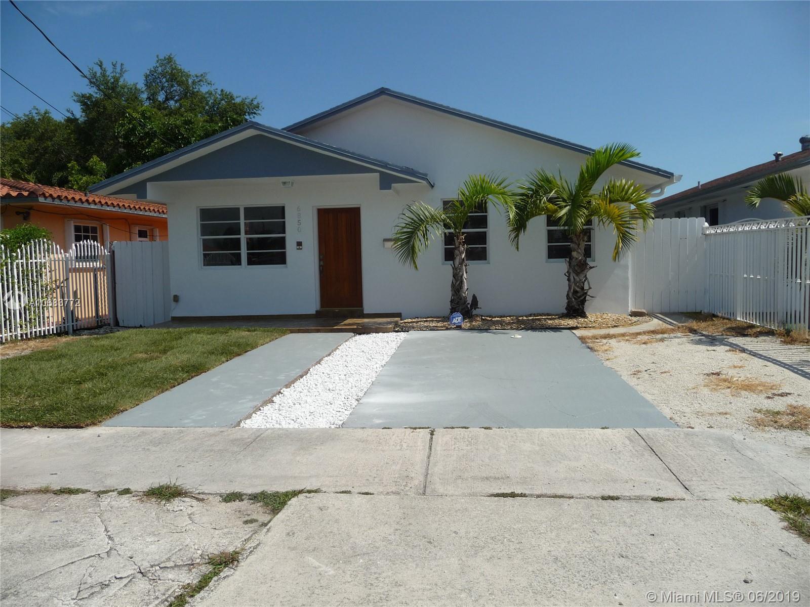 TAMIAMI CITY - Residential