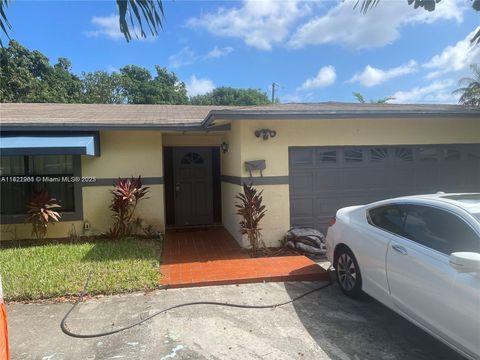 251 SW 16th St Pompano Beach FL 33060